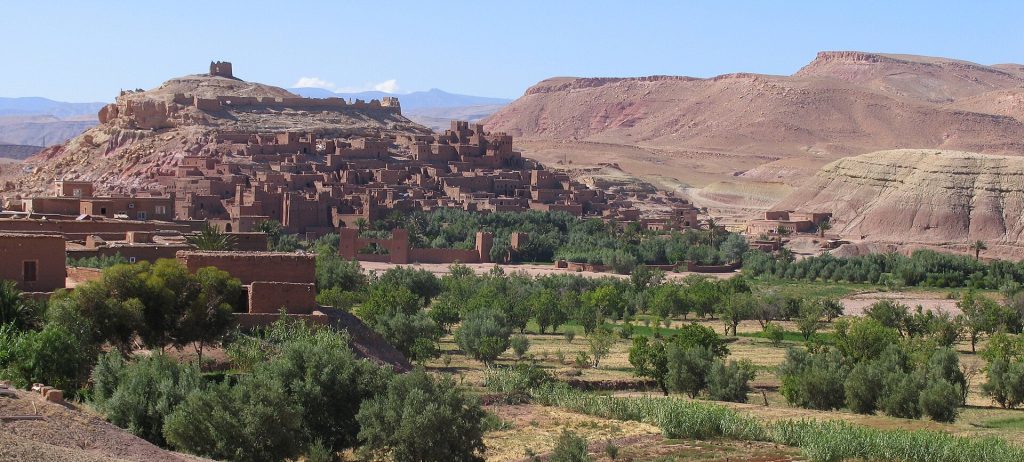 طريق المشاريع: تنمية الجنوب الشرقي عبر ترميم القصور الترابية